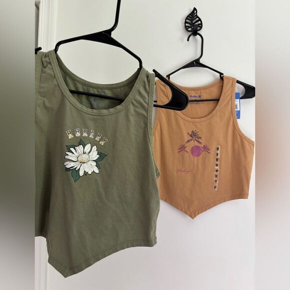 💚5 for $25 Set of 2 medium Hurley crop tops - Picture 1 of 8
